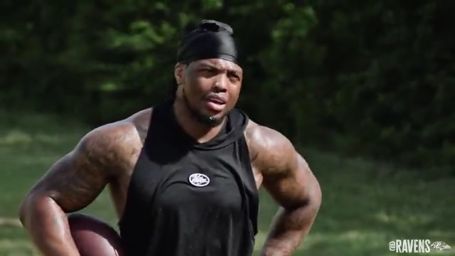 Hill work with chains? That’s King Henry conditioning 😏👑 Wired is available now :