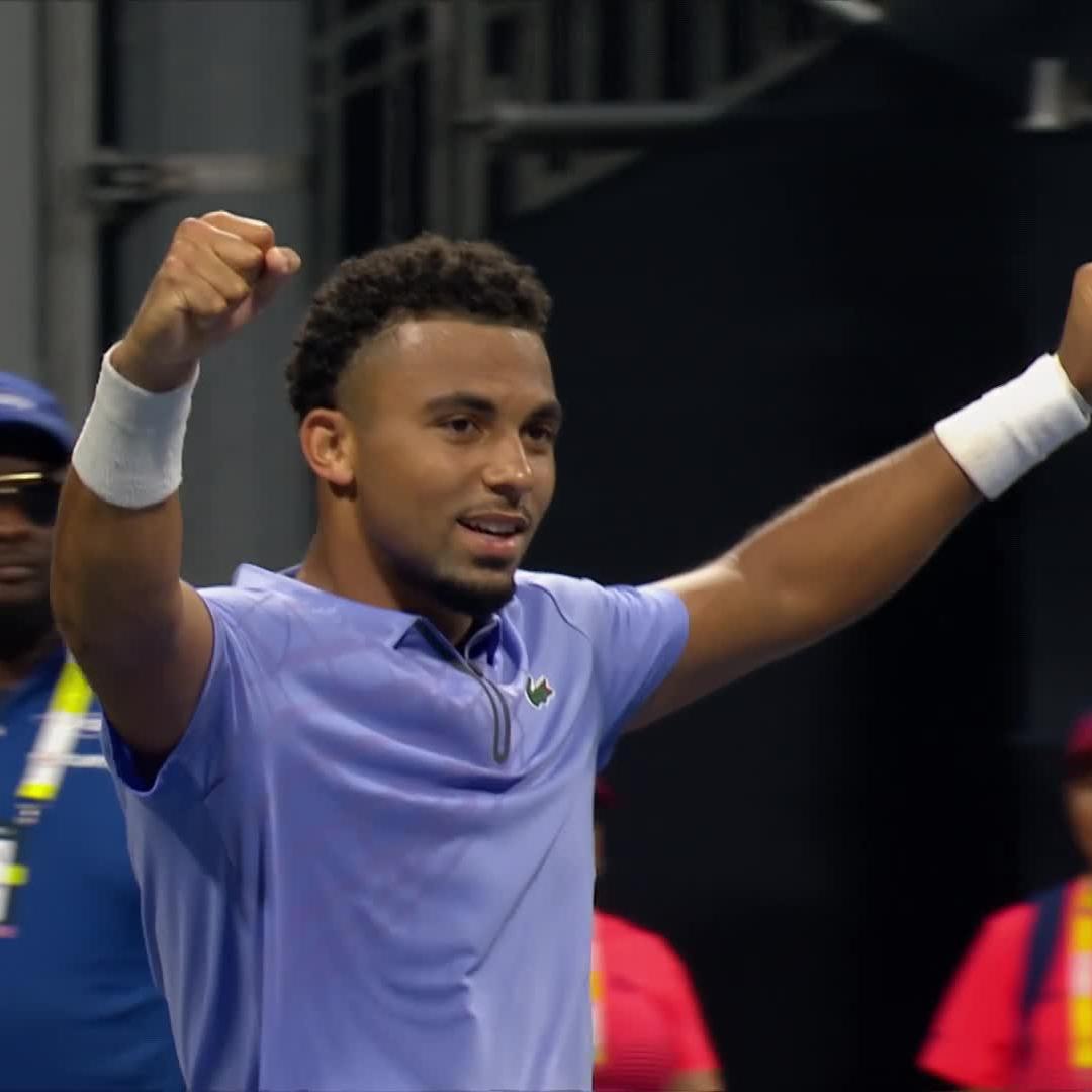 Return in style 🔥 Arthur Fils marks his comeback with an impressive 6-3, 6-4 win over Pablo Carreño Busta 😀 #NBO25