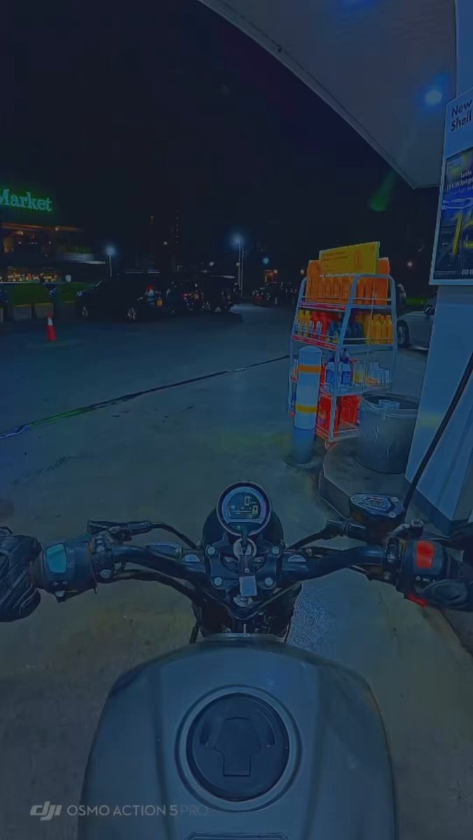 Quick Night Ride and Political Yap Sesh. Learning how to shoot on this little camera I gifted myself while in the States.