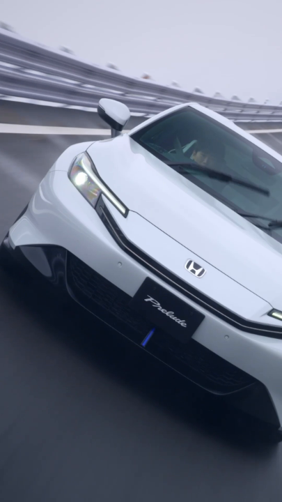 新型「PRELUDE」今年9月に発売予定 「UNLIMITED GLIDE」をグランドコンセプトに、グライダーのように優雅に滑空する高揚感と非日常のときめきを感じさせるクルマを目指しました。 電動化時代においても「操る喜び」を追求し、環境性能や日常の使い勝手も追求した、Hondaのスポーツマインドを体現するスペシャリティスポーツモデルです。 そんな新型プレリュードを角田選手がドライブしました🏎