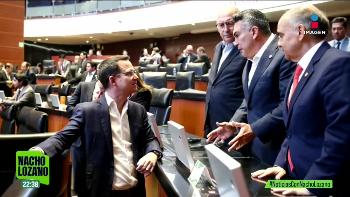 Los ánimos se están calentando nuevamente en el #Senado. #Morena quiere revivir el desafuero contra el dirigente priista, Alejandro Moreno, mientras que el #PRI quiere llevar a tribunales a Adán Augusto López, coordinador de los senadores morenistas. Así se puso la discusión: