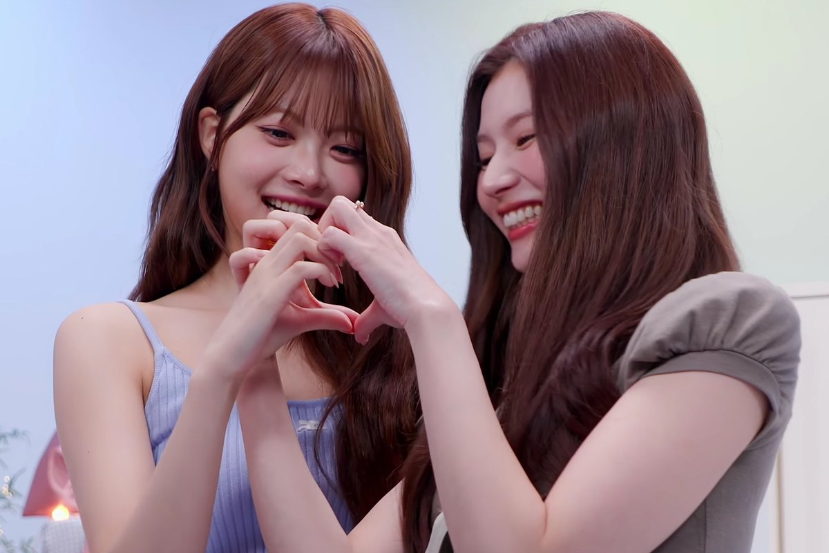 SANA AND EUNCHAE THIS IS FOR CHALLENGE