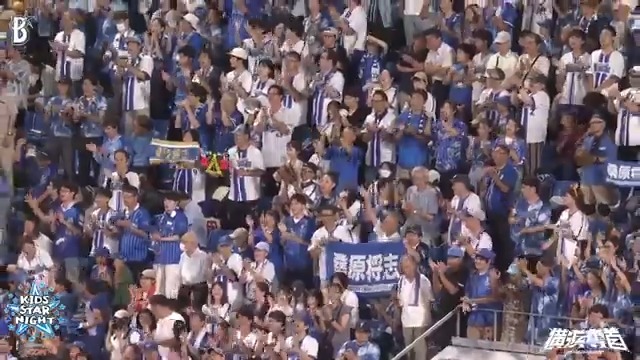 #林琢真 選手、#山本祐大 選手、#桑原将志 選手の3者連続タイムリーが飛び出し、この回4点を追加！⚡⚡⚡ 2ケタ10得点に到達！🔥🔥🔥 7回裏 DB 10 - 0 S #横浜奪首 #baystars