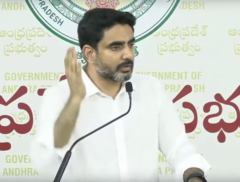 సముద్రంలోకి వెళ్తున్న మిగులు జలాలు కంపట్లేదా మీకు
