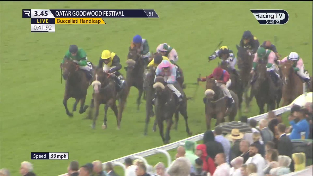A Sparkler 🎇 Charlie Bishop picks up a winning spare ride on Naana's Sparkle. A Qatar Racing Goodwood Festival winner for Alice Haynes ✊ Goodwood Racecourse