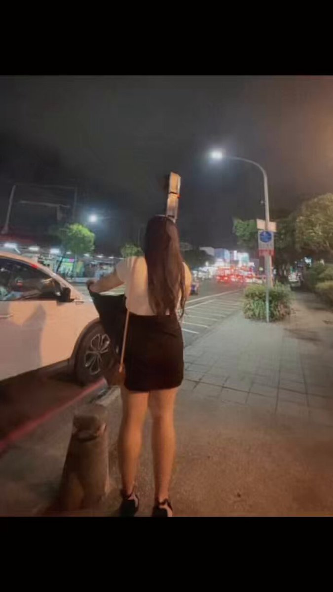 太远了 我说的不是距离 而是你的心🙃