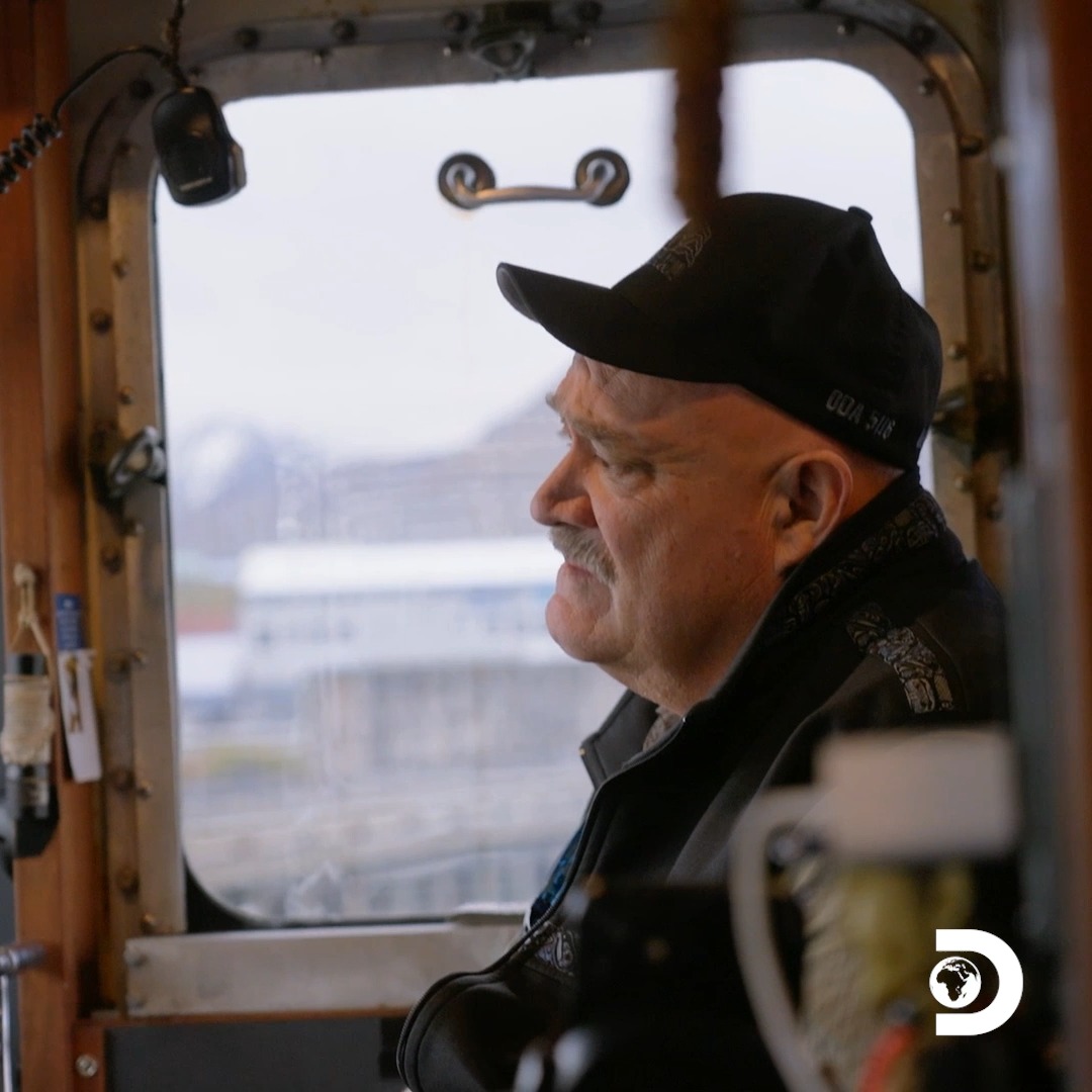 The season is off to a rough start when Mandy and Keith trade barbs and get a little too personal... Don't miss what happens on the premiere of #DeadliestCatch on its new night, Friday at 8p on @discovery.