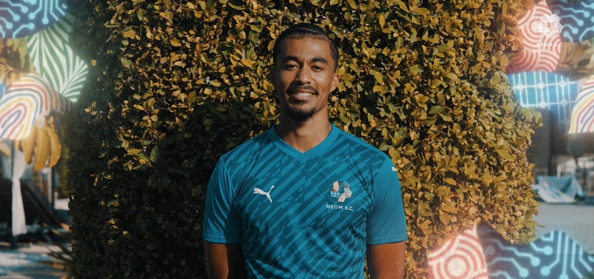 نيوم أرض المواهب 🌍💎 نـاثـان زيـزي هنــا 👋 #نادي_نيوم_الرياضي A wall at the back, a force for the future 🌍 💎 Nathan Zézé joins #NEOMSportsClub ✍️