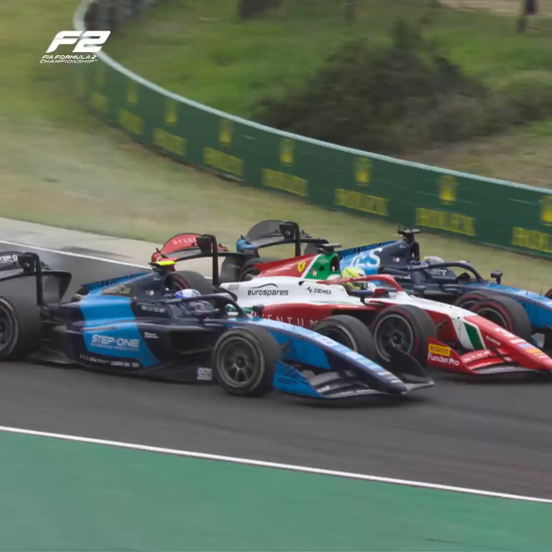 HOW. ON. EARTH?? 😱 Ollie Bearman finds himself in a DAMS Lucas Oil sandwich in last year's Budapest Sprint! 😅🥪 #F2 #HungarianGP
