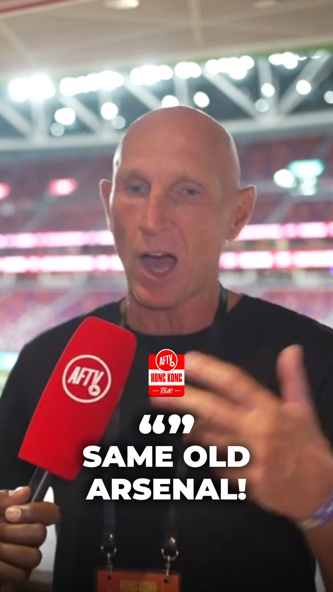 🗣️ "𝐒𝐚𝐦𝐞 𝐨𝐥𝐝! 𝐏𝐥𝐞𝐧𝐭𝐲 𝐧𝐞𝐰 𝐬𝐢𝐠𝐧𝐢𝐧𝐠𝐬, 𝐧𝐨𝐭𝐡𝐢𝐧𝐠'𝐬 𝐜𝐡𝐚𝐧𝐠𝐞𝐝!" Lee Judges is VERY UNHAPPY with Arsenal's lack of creativity in this game ❌🧠 #FanCams #AFTVHongKong