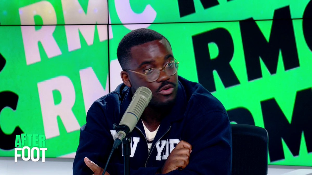 ๐ฃ๐ฌ "Il a connu des phases d'adaptation ces derniรจres annรฉes. Avec le dรฉpart de Lacazette, il a de la continuitรฉ dรฉsormais avec l'OL qui se cherche un leader d'attaque." Elton Mokolo assure que Mikautadze a les armes pour รชtre lโun des visages de la prochaine saison de Ligue 1.