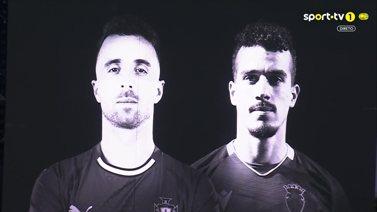 Um minuto de silêncio em homenagem a Diogo Jota e André Silva. 🤍