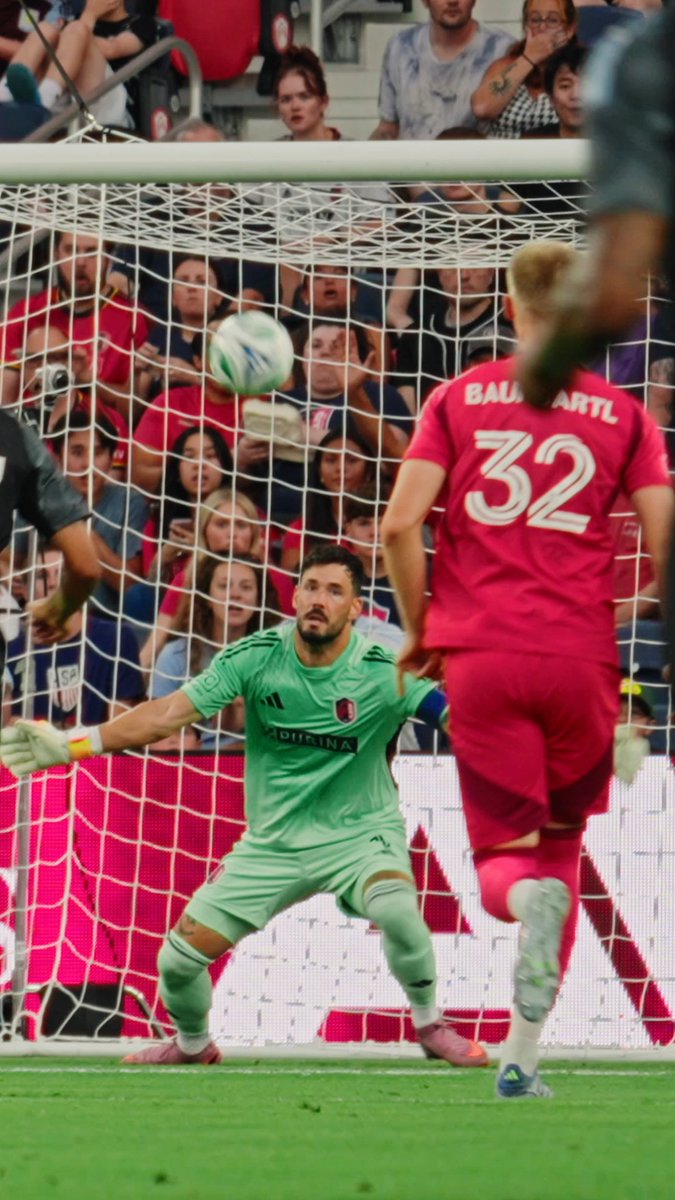 Big moments from Bürki and Ben 🧱