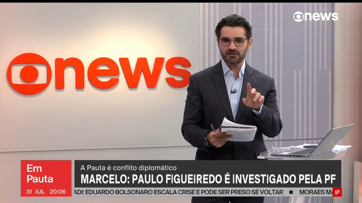 URGENTE: o Paulo Figueiredo, parceiro de sabotagem do Eduardo Bolsonaro nos EUA, está oficialmente SENDO INVESTIGADO PELA POLÍCIA FEDERAL. Devem rodar os 3 juntos: o Eduardo, o Bolsonaro e o Figueiredo.