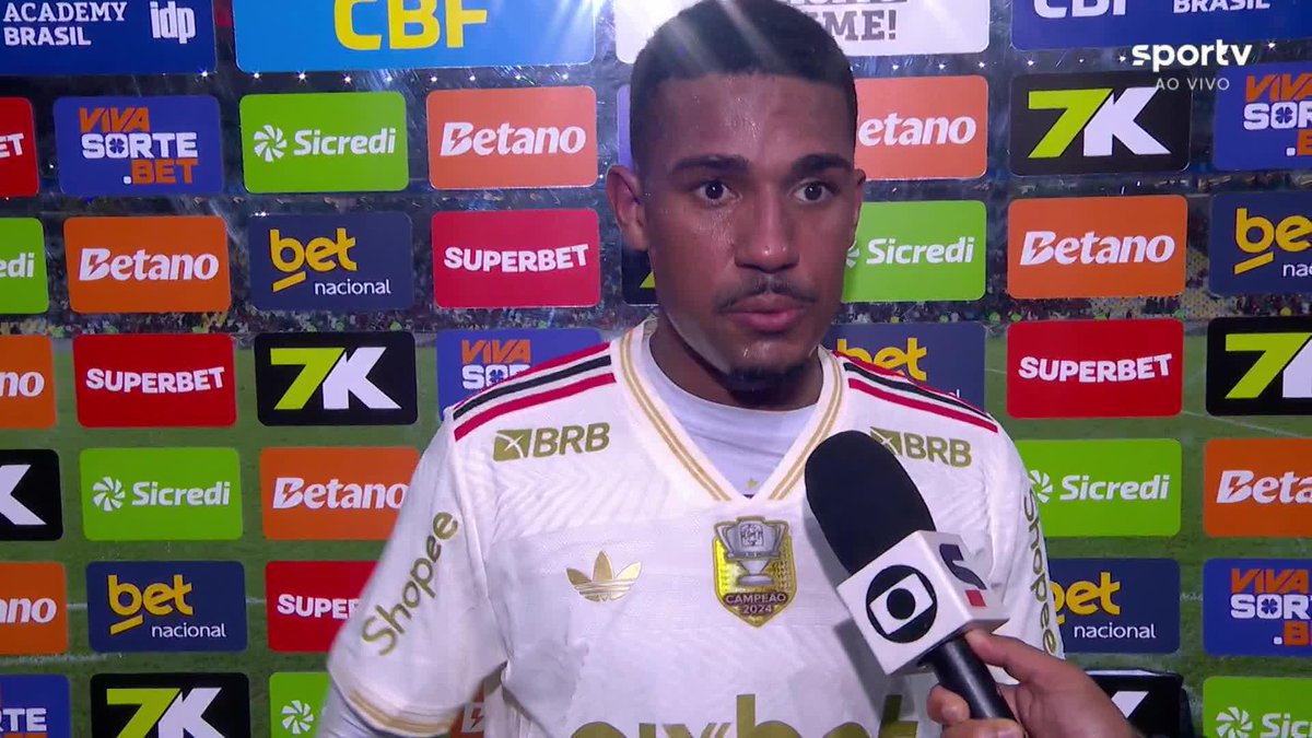 “Me senti muito bem, ali no começo eu estava um pouco confuso” 🎙️ Samuel Lino em entrevista pós-jogo