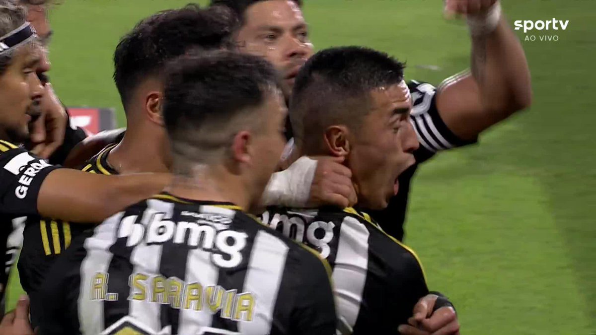 Léo Pereira entregou a paçoca, e Cuello decretou a vitória do Atlético-MG sobre o Flamengo, no Maracanã.