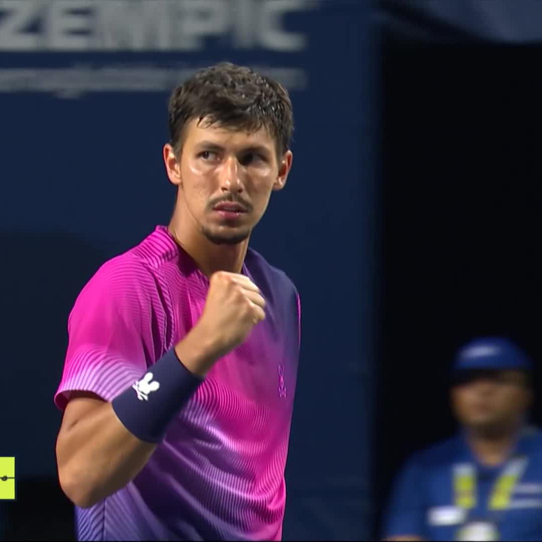 Not giving his crown up without a fight 👑 Popyrin sends us the distance as he wins the second set 6-4 🎉 #NBO25