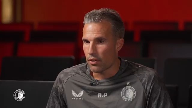 Robin van Persie met een update over Justin Bijlow & Timon Wellenreuther: