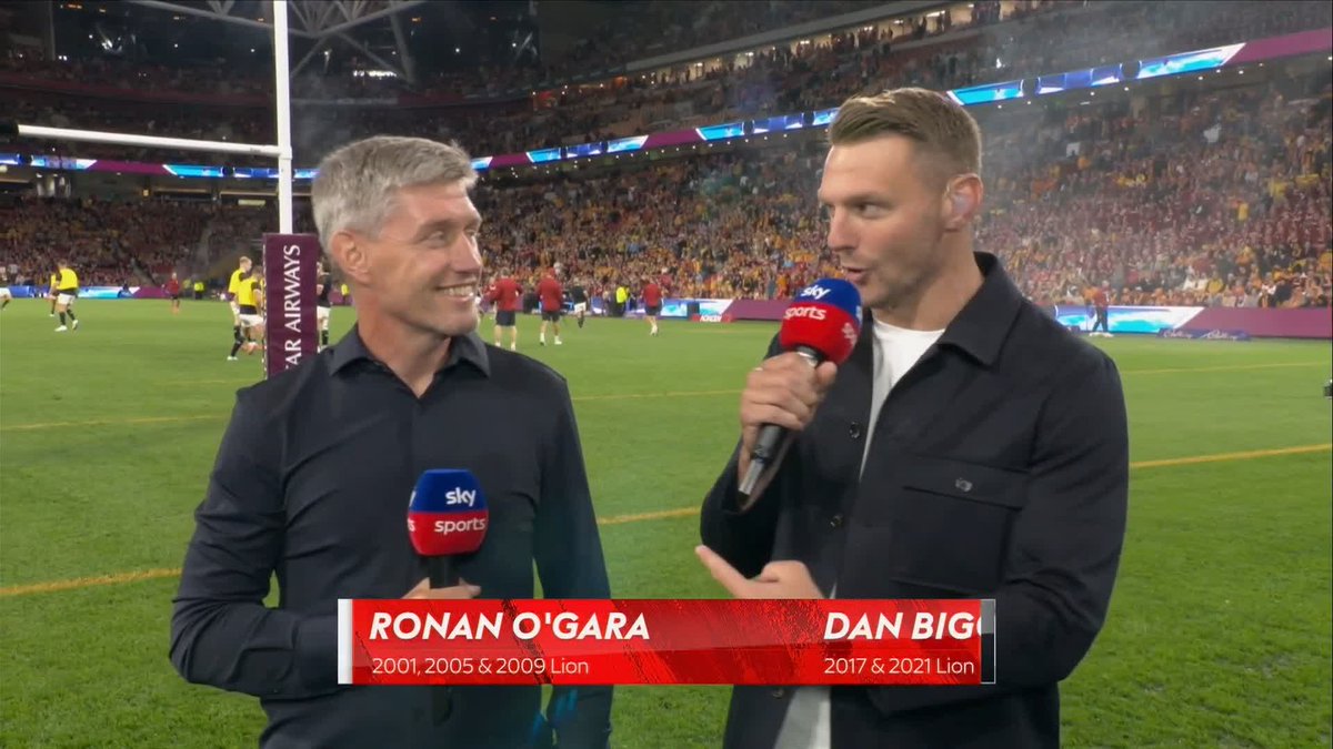 Such a shame we won't have Ronan O'Gara & Dan Biggar in Sydney together for co-comms, on Saturday🎙️ Biggar said himself and ROG are keen on doing a Monday Night Football-style rugby show 📺 "We’d love to be able to do something for the real rugby nerds"