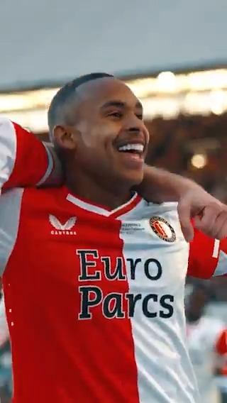 Feyenoord 🇳🇱 a annoncé le transfert d’Igor Paixão 🇧🇷 à l’OM. ✅ En attendant l’officialisation du club phocéen… 𝗨𝗡 𝗔𝗣𝗘𝗥𝗖̧𝗨 𝗗𝗨 𝗝𝗢𝗨𝗘𝗨𝗥. 🔥💙🤍