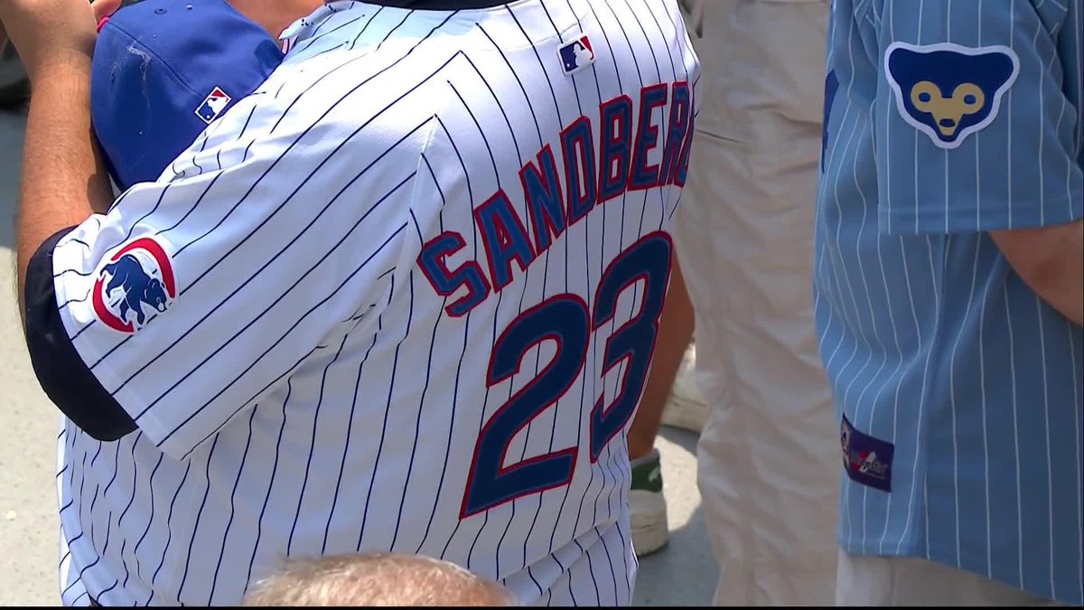 Wrigley Field held 23 seconds of silence for Ryne Sandberg ahead of today's game.