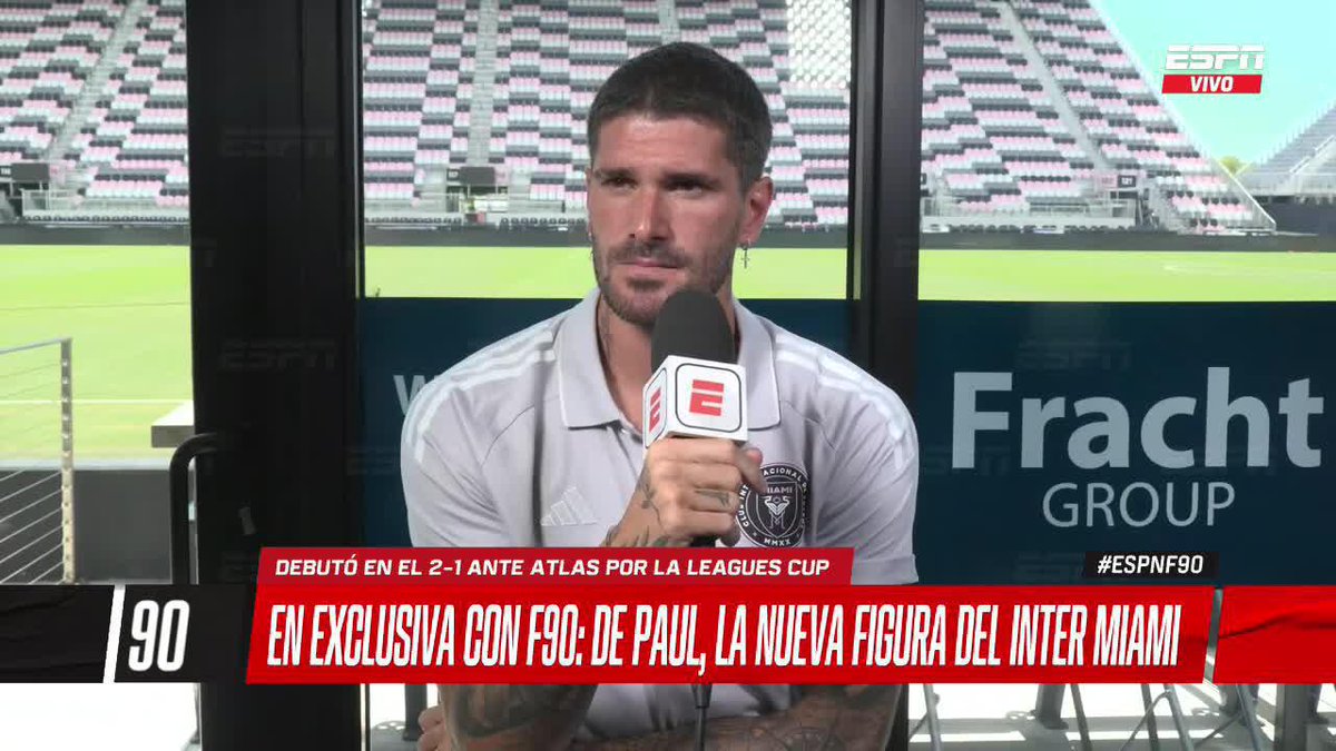 🎙️ Rodrigo De Paul sobre su llegada a Inter Miami y no a #RACING: 🗣️ "CON LEO TENÍAMOS EL SUEÑO DE JUGAR JUNTOS. SABÍAN QUE ME QUEDABA UN AÑO DE CONTRATO EN ATLÉTICO DE MADRID. JORGE (MESSI) EMPEZÓ A VIAJAR A MADRID Y CHARLAR CON EL DUEÑO DEL ALETI".