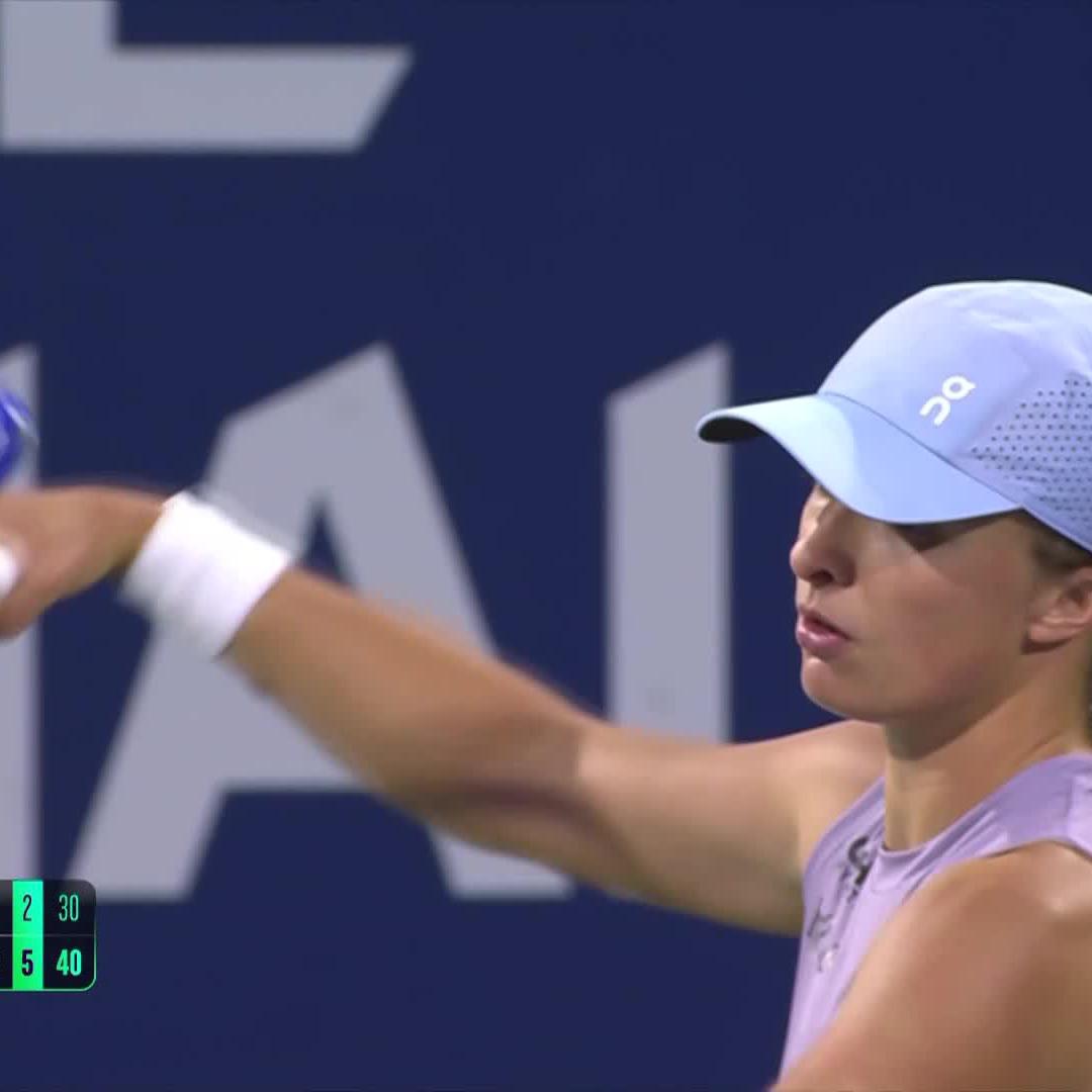 Swiatek Swings On 👉 Iga Świątek moves past Lys 6-2, 6-2 for a spot in the Round of 16. #OBN25