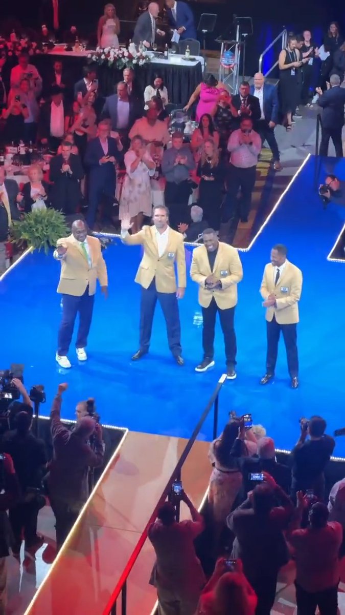 The Pro Football Hall of Fame Class of 2025 in their Gold Jackets 🙌 HOF Enshrinement -- Saturday 1pm ET on @NFLNetwork Stream on NFL+