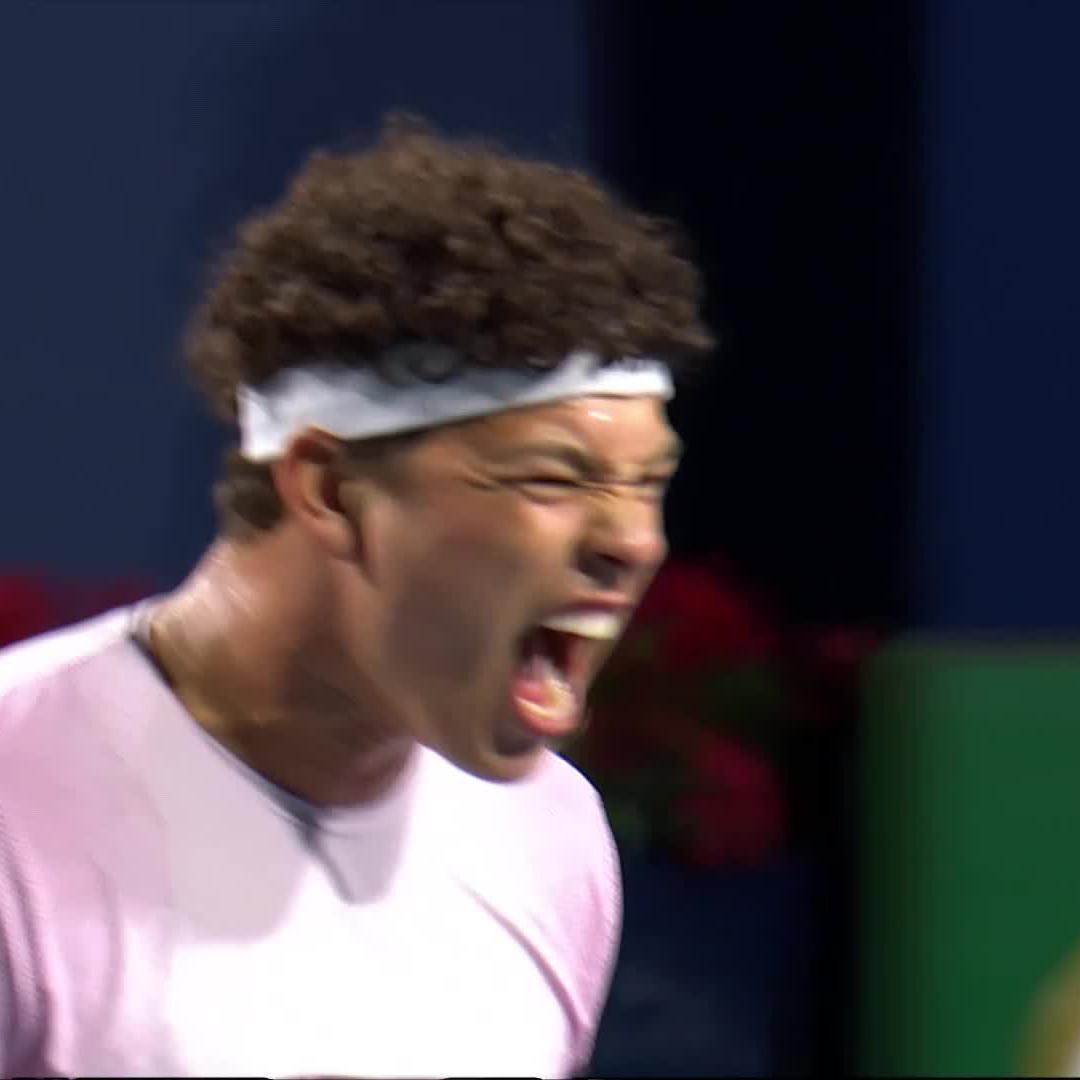 Shelton fires up in Toronto 🔥 Ben Shelton improves to 5-0 vs Nakashima with a 6-7 6-2 7-6 win! #NBO25