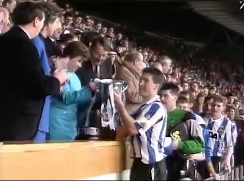 Happier times for Sheffield Wednesday fans. #swfc 🦉