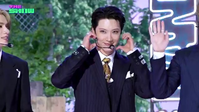 텐의 잔망차력쇼 말아왔습니다 (◍•ᴗ•◍)♡ ✧*。 가만히 서있기만 해도 귀여움이 흐르는 모태 텐요미 >.< #KPOP #THEKPOP #THESHOW #더쇼 #WayV #威神V #BIGBANDS #텐 NCT WayV