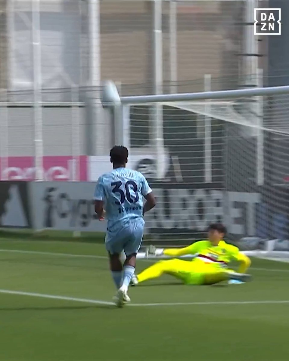 L'𝒆𝒔𝒐𝒓𝒅𝒊𝒐 di Jonathan David ✨🇨🇦 3 occasioni in 45', ma il portiere Motta gli nega la gioia del gol al debutto ❌⚽ #David #JuveReggiana #DAZN