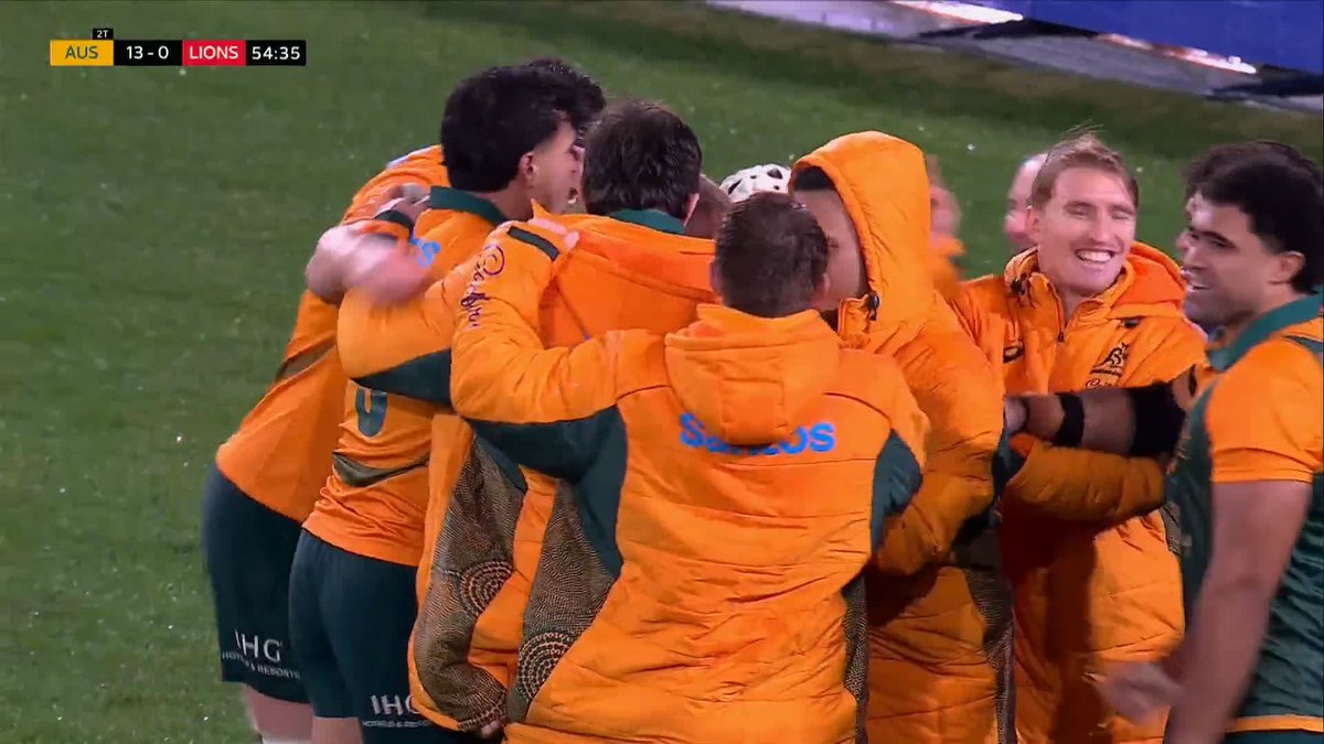 This moment sums up the Lions today - Trying to play too much rugby in bad conditions - Execution not up to scratch - Mentally not switched on (Kinghorn standing there giving out as Jorgensen scorches down his wing)