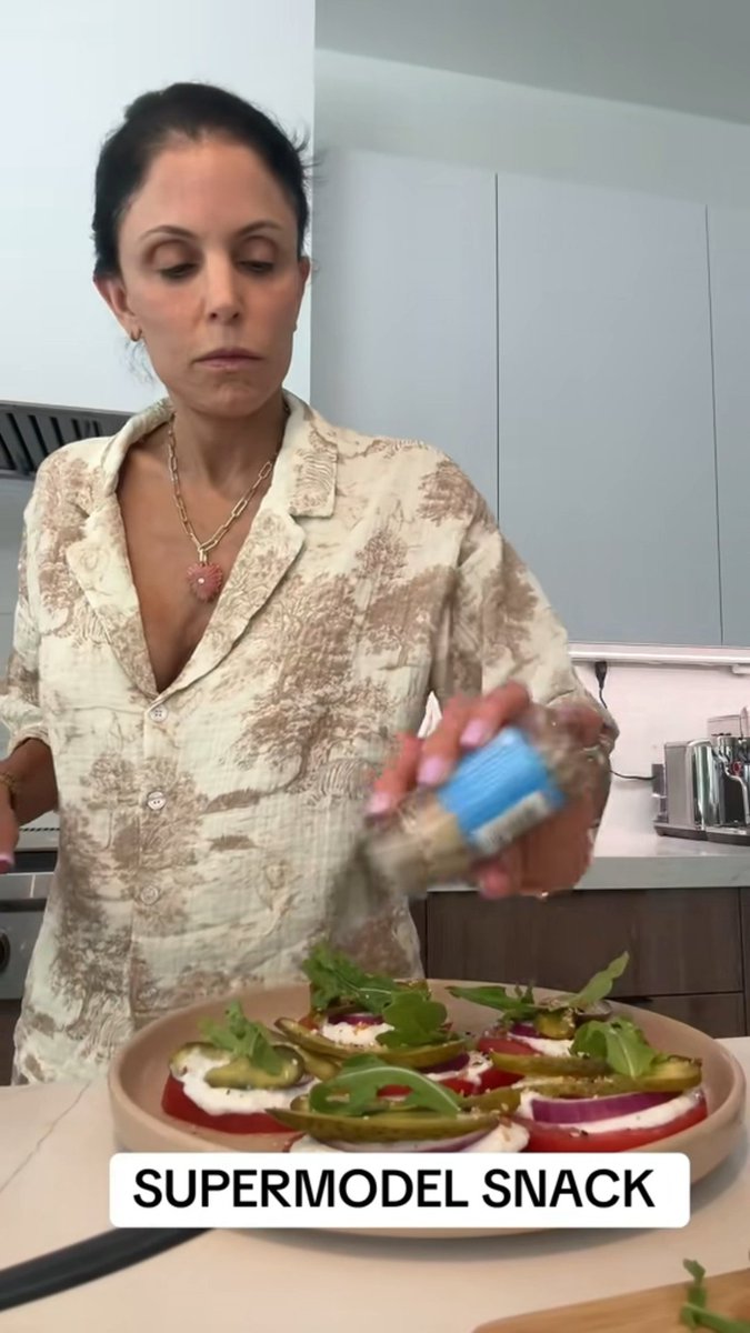 Beyond davoon #yum #davoon #SuperModel #snack #supermodelsnack #bethennymademetryit #bethennymademebuyit #lordswork #yourewelcome #forthepeople
