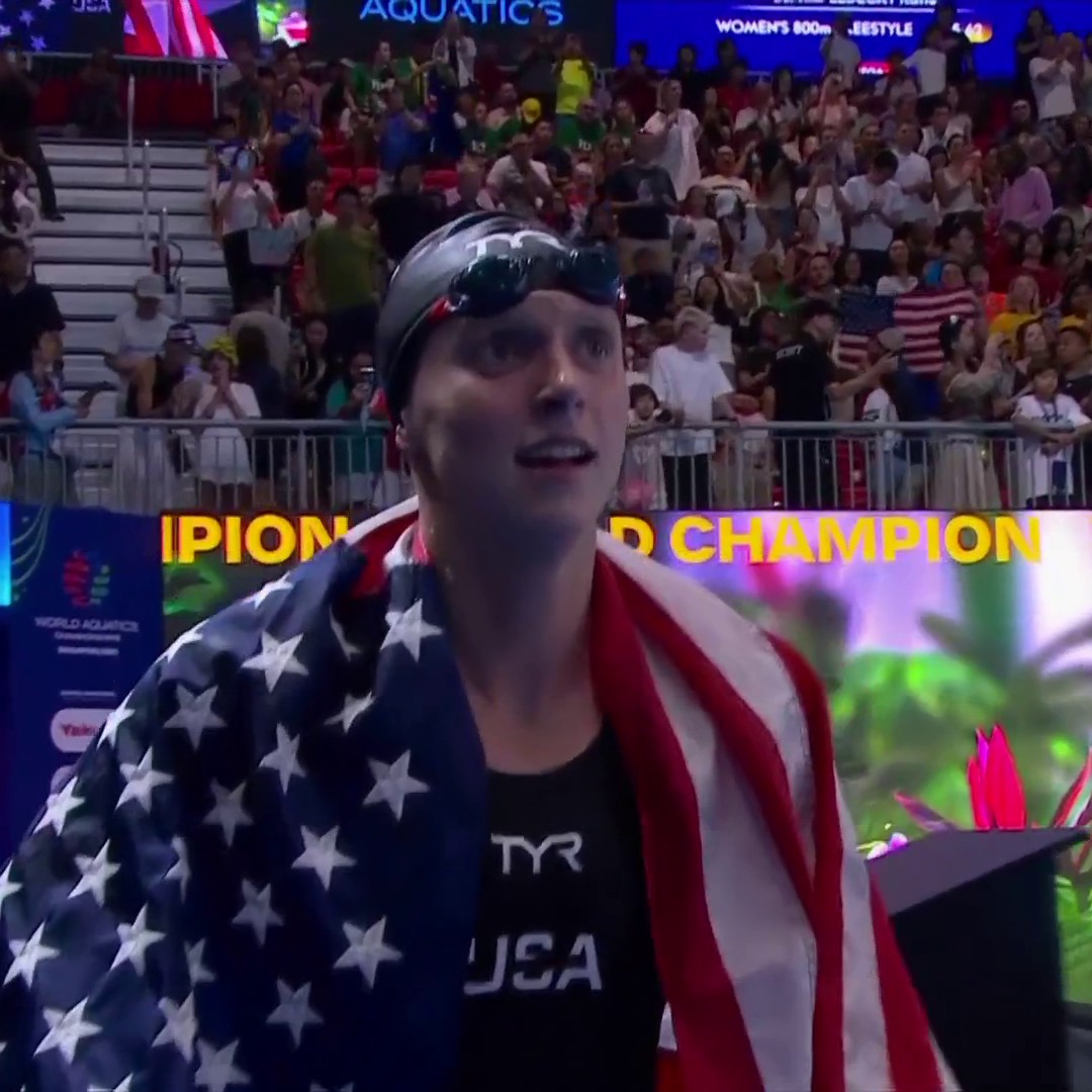 Relive Katie Ledecky’s entire 800m free swim to win her SEVENTH world title in the event! #AQUASingapore25 Team USA | USA Swimming