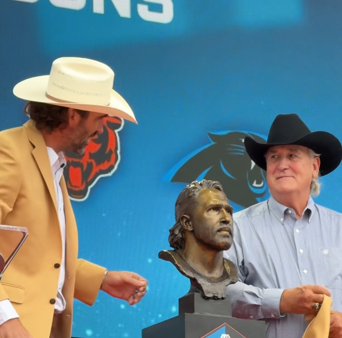 .Pro Football Hall of Fame’s busts just look better with a mullet