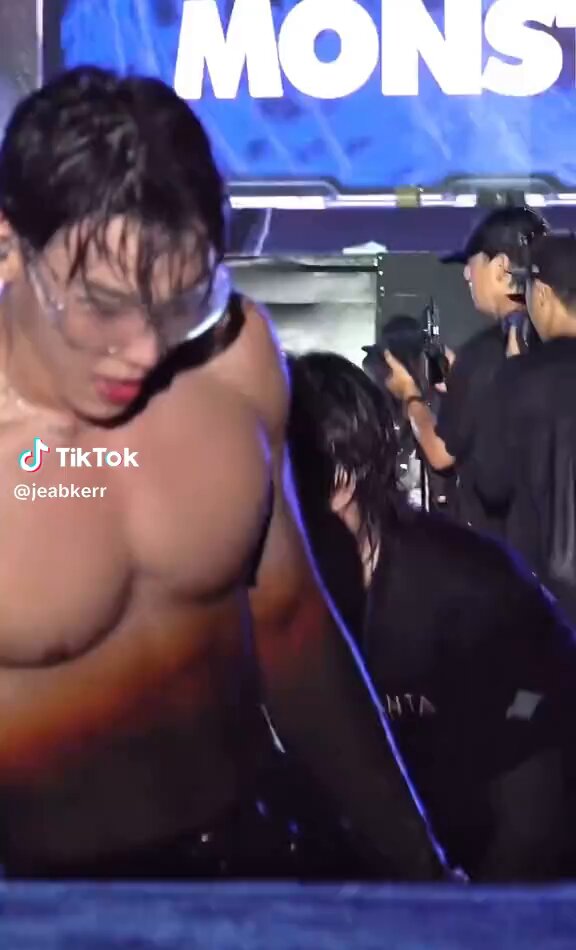 This Waterbomb Shownu is just 🥵
