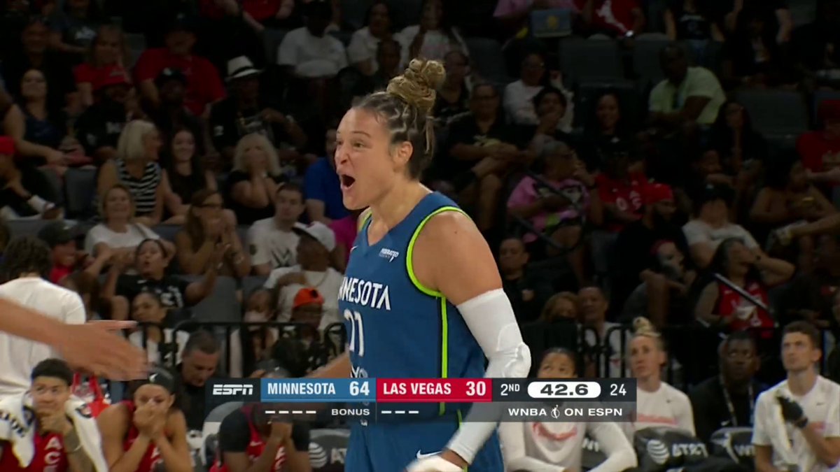 KAYLA MCBRIDE JUST WENT 8-8 FROM THE 3-PT LINE IN THE FIRST HALF 😱 📺 ABC/ESPN+