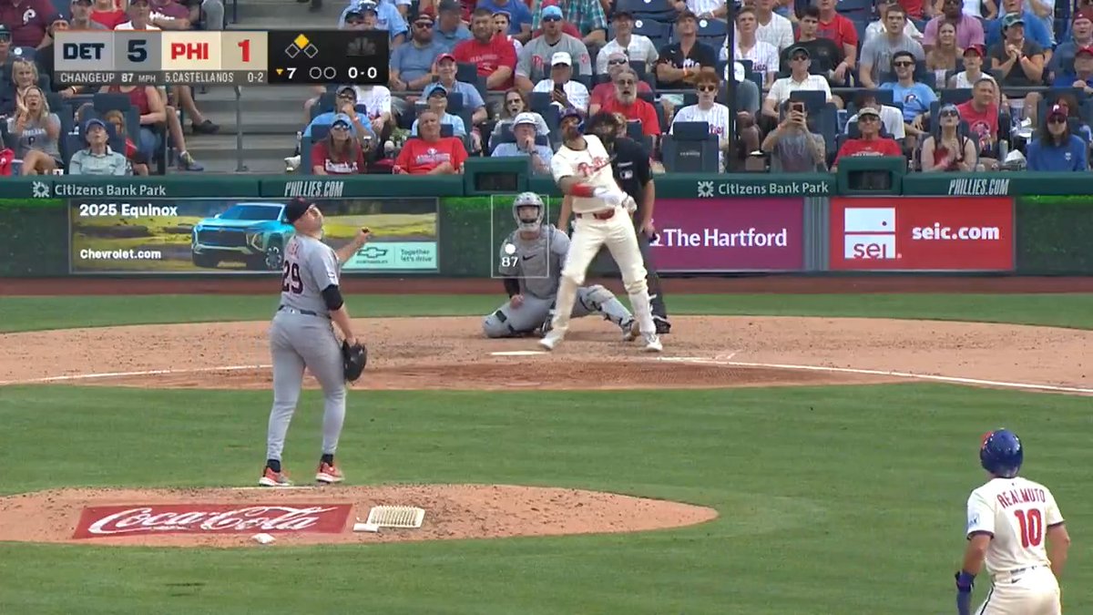 Here come the Phils 👀