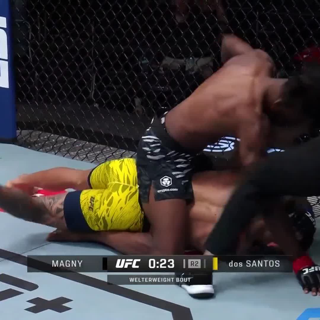 A huge victory for Neil Magny tonight 😮‍💨 He gets the TKO in round two at #UFCVegas108!