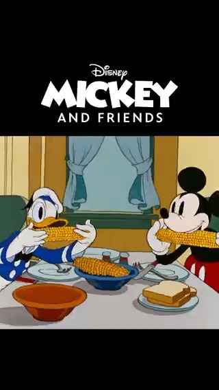 おすすめミッキー作品紹介🎬 『ミッキーの移動住宅』 📽1938年の短編アニメーション 📽ミッキー＆ドナルド＆グーフィー 📽トレーラーハウス（移動住宅）が変形 📽とうもろこしを食べるシーンは有名 ミッキー＆フレンズの出演作品は #ディズニープラス で多数配信中✨