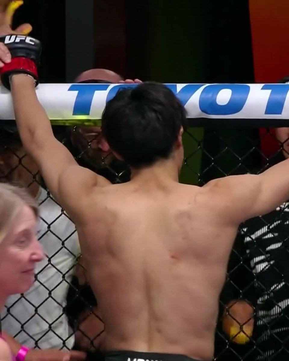 TATSURO TAIRA WITH THE SUBMISSION WIN TO CLOSE OUT #UFCVEGAS108 😤