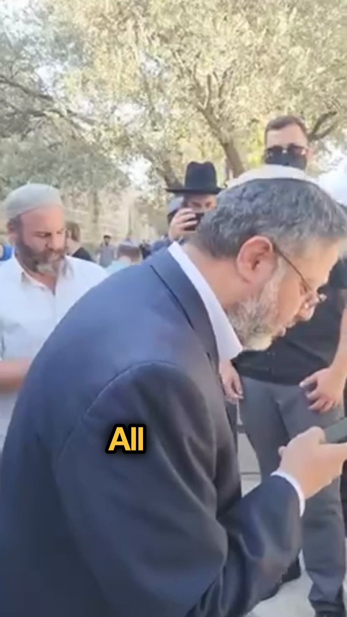 Ben Gvir led a prayer on the Temple Mount this Tisha B’Av – as cantor. 🇮🇱 A powerful moment of Jewish pride, history, and presence.