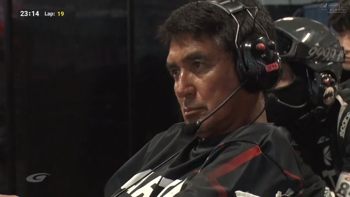 鈴木亜久里監督、近藤真彦監督も熱視線🔥🔥 24号車 リアライズ名取選手が1コーナーで 8号車 ARTA松下選手をオーバーテイク👍👍 #SUPERGT第4戦 史上初!週末3戦スプリントレース 8/2~8/3 徹底LIVE配信! 🔽ご視聴/ご購入は🔽 #スーパーGT
