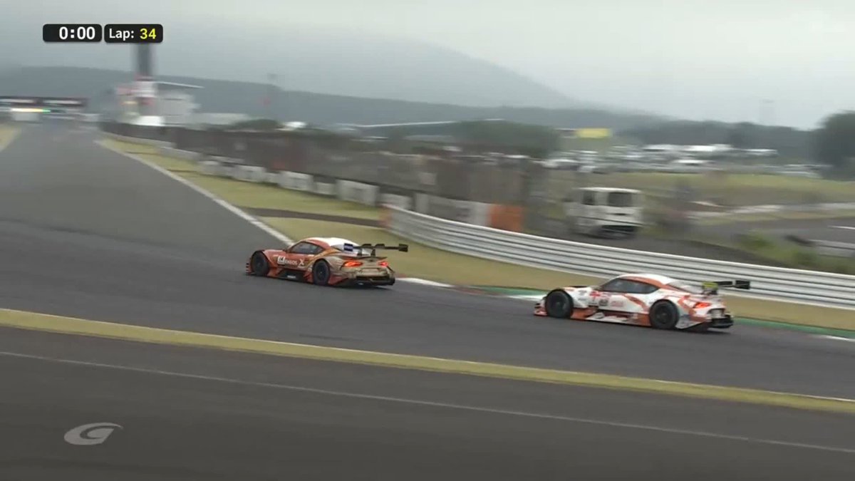 最後まで防ぎ切った!!🏁 1号車 au TOM'S山下選手の猛追を最後まで防ぎ切り 14号車 ENEOS X PRIME 福住仁嶺選手見事な逃げ切り勝利🥇 #SUPERGT第4戦 史上初!週末3戦スプリントレース 8/2~8/3 徹底LIVE配信! 🔽ご視聴/ご購入は🔽 #スーパーGT