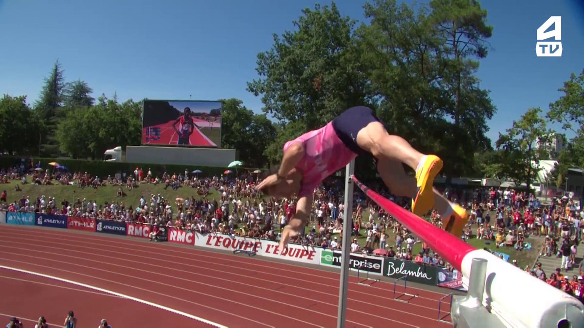 🤩 Ça s'emballe à Talence ! 🎽 Renaud Lavillenie (Envol) a franchi 5,82 m dès sa première tentative à la perche ! 🙌 Il est éternel ! 💻 Suivez les #CFAthlé en DIRECT sur et la chaine L'Équipe.