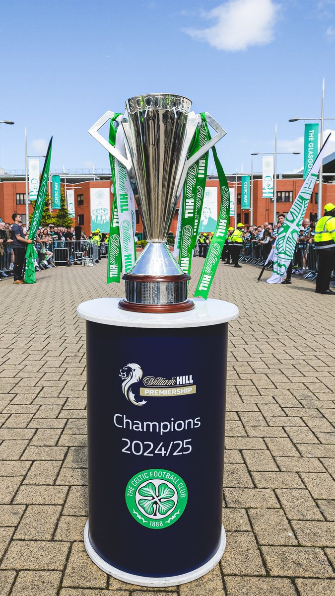 🟢🏆 The Champions have arrived! The Maestro leads the Bhoys into Paradise! #CELSTM | #CelticFC🍀