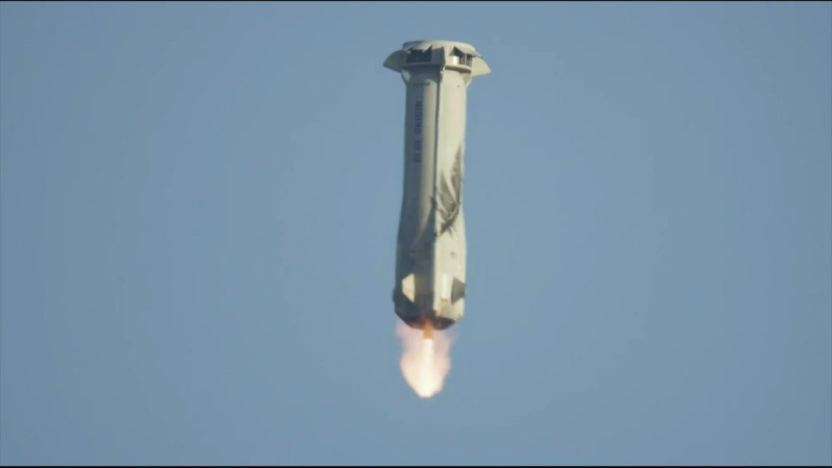 🔁 NS-34 Replay: Booster Touchdown!