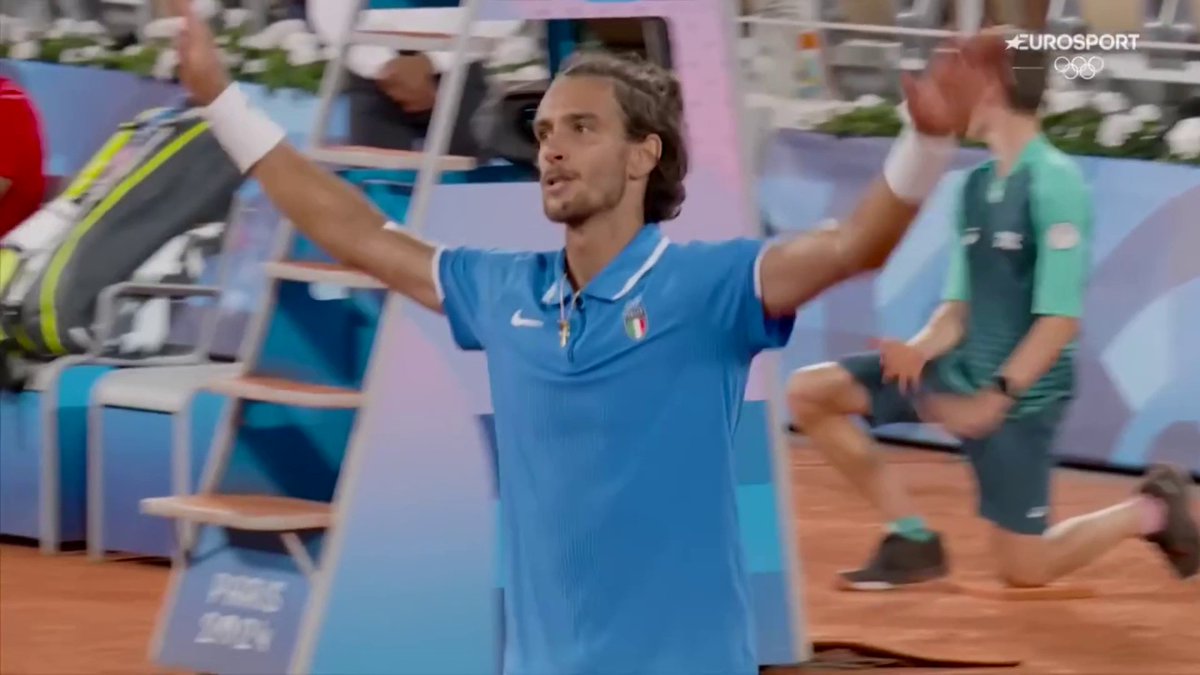 𝐏𝐚𝐫𝐢𝐠𝐢 𝟐𝟎𝟐𝟒 - 𝐔𝐍 𝐀𝐍𝐍𝐎 𝐃𝐎𝐏𝐎 💙 Storico Lorenzo Musetti: l'azzurro conquista il bronzo nel torneo maschile singolare di tennis a 100 anni dall'ultima medaglia🥉 #HomeOfTheOlympics #Olympics #Parigi2024 #Musetti