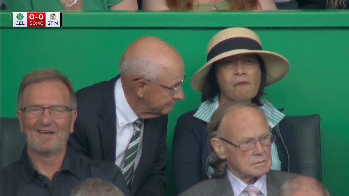 🍀 Celtic legend Fergus McCann is in attendance this evening ⤵️